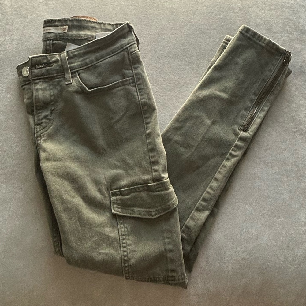 Levi’s 711 Skinny Jeans